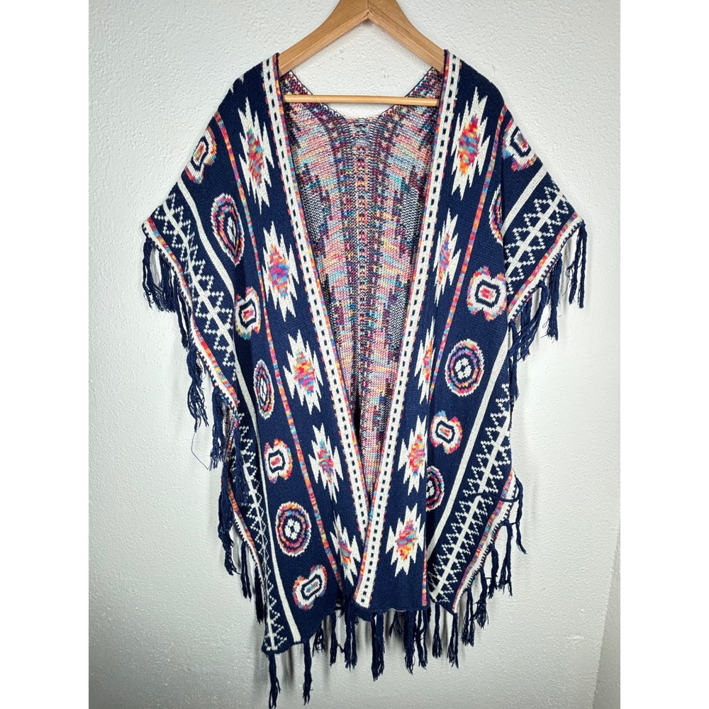 Earthbound Trading Co. Aztec Boho Knit Poncho Sweater Fringed Blanket Wrap‎ Open